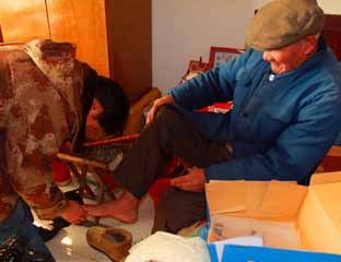 �°�����Ժ