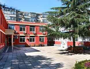 �׸����긣����Ժ